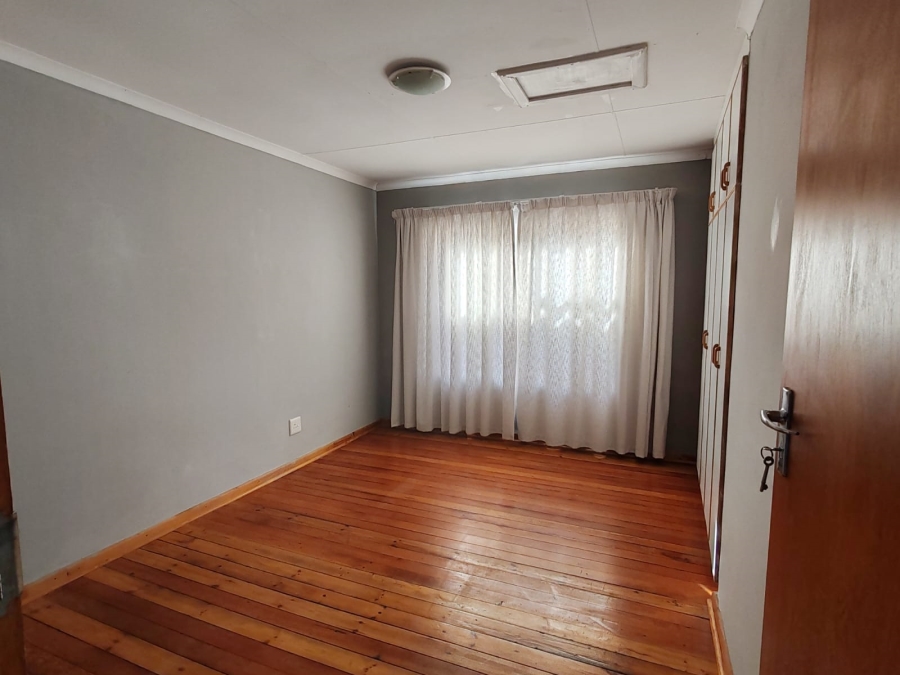 3 Bedroom Property for Sale in De Kelders Western Cape